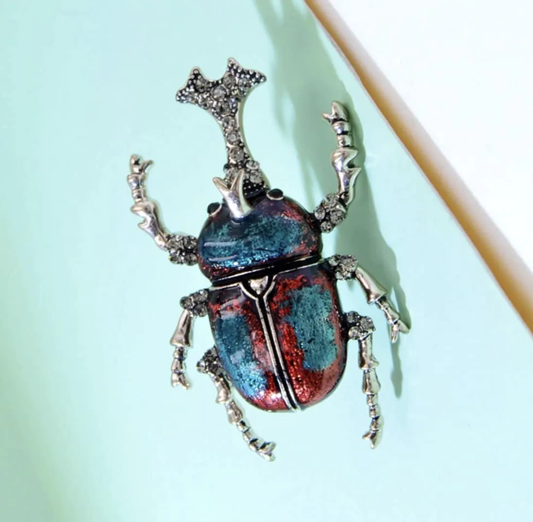 Beetle brooch vintage look silver plated suit coat broach collar cross pin ggg53