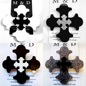 Brooch Cross Botonee Medium Size