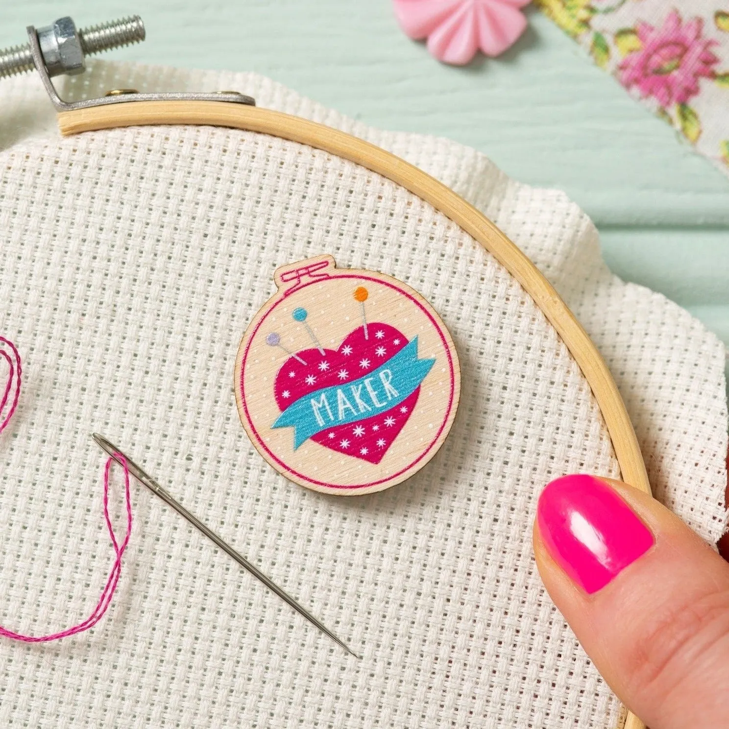 Maker Pincushion Magnetic Needle Minder