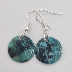 Natural Akoya Shell Earrings – Embrace Coastal Chic!