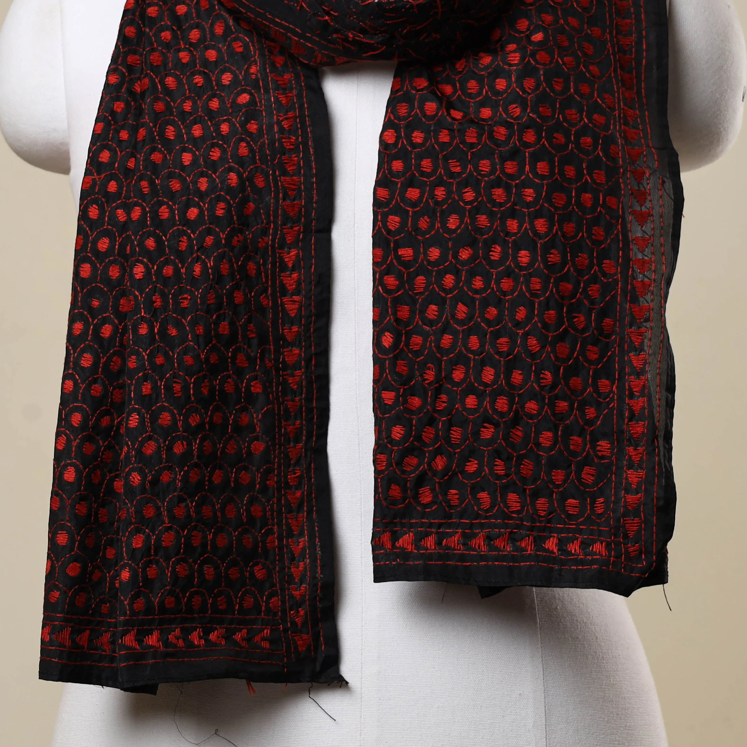 Red - Bengal Kantha Embroidery Handloom Silk Stole