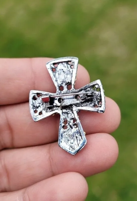 Royal cross brooch vintage look silver plated celebrity broach queen pin k47 new