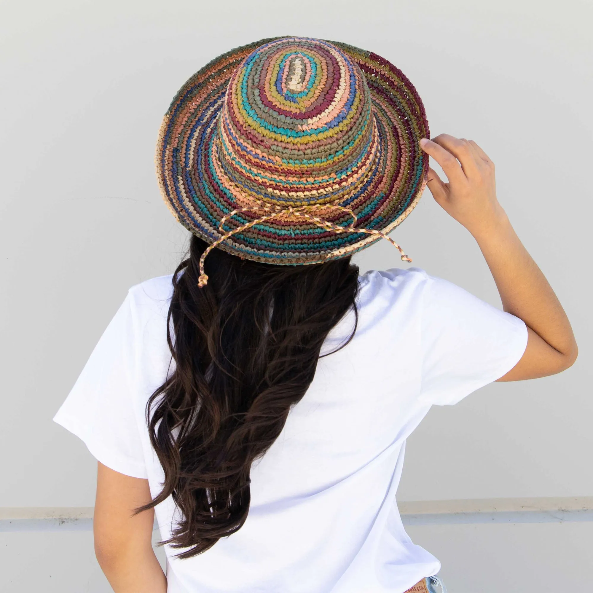 Women's Crocheted Raffia Kettle Brim Hat